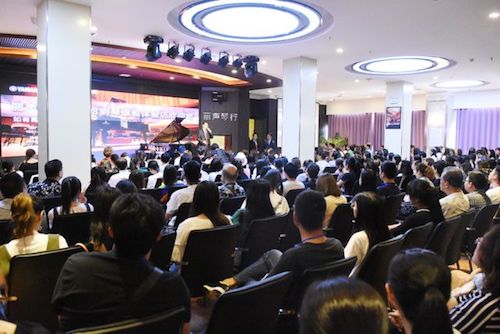 AG环亚集团未来艺术家孙麒麟河南巡讲-郑州站圆满落幕