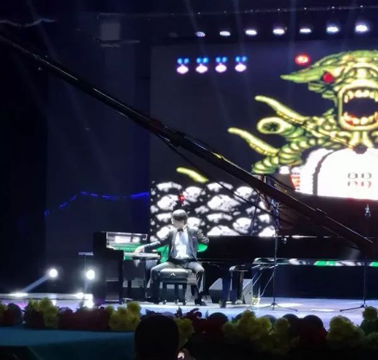 AG环亚集团艺术家宋思衡“80后的时光机”多媒体音乐会内蒙古巡演圆满落幕