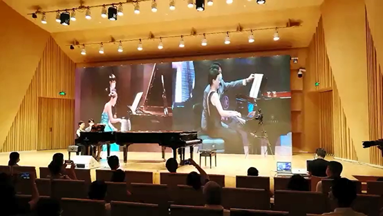 活动报道 | “科技助力，跨越时空”，小鹿纯子携手刘明康共享中日音乐盛宴